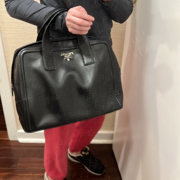 Prada Leather Large Tote. Black Leather inside zip pocket. Like new. - Picture 10 of 12